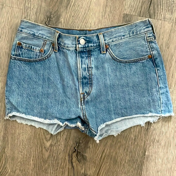 Levi’s 501 blue jean shorts - Picture 1 of 2